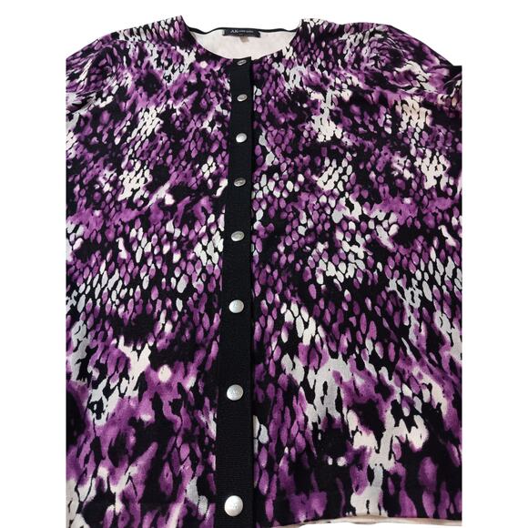 ANNE KLEIN Cardigan Sweater L Purple Snake Print Python Snaps Soft Career Office - Picture 2 of 10